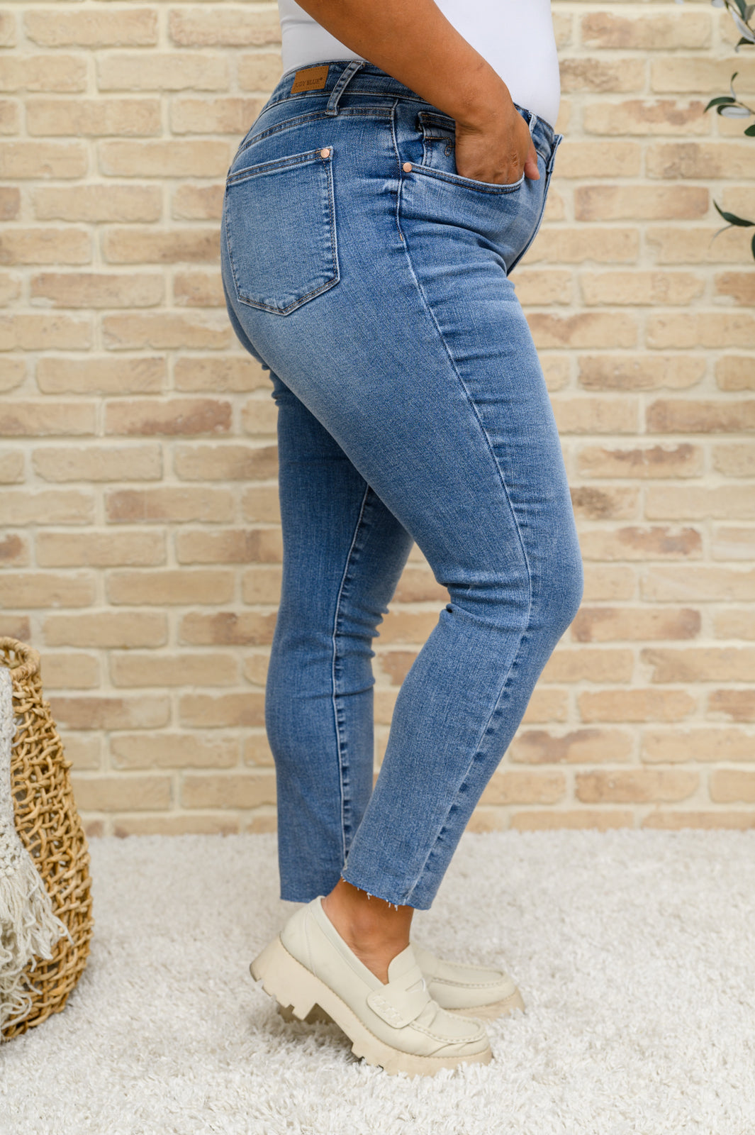 Judy Blue Becca Embroidered Pocket Relaxed Jeans