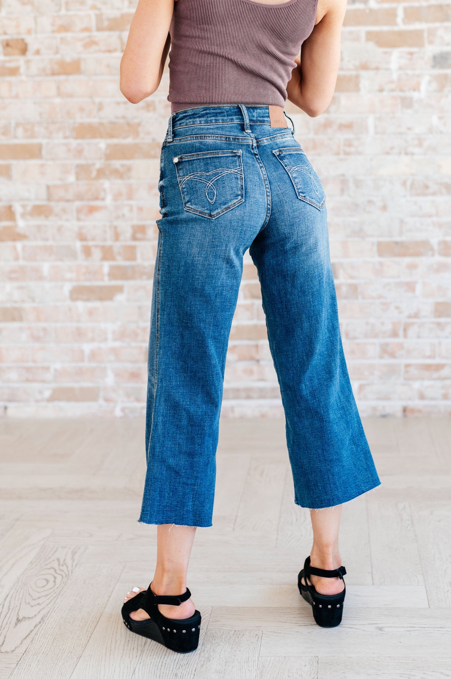 Judy Blue Hayes Wide Leg Crop Jeans