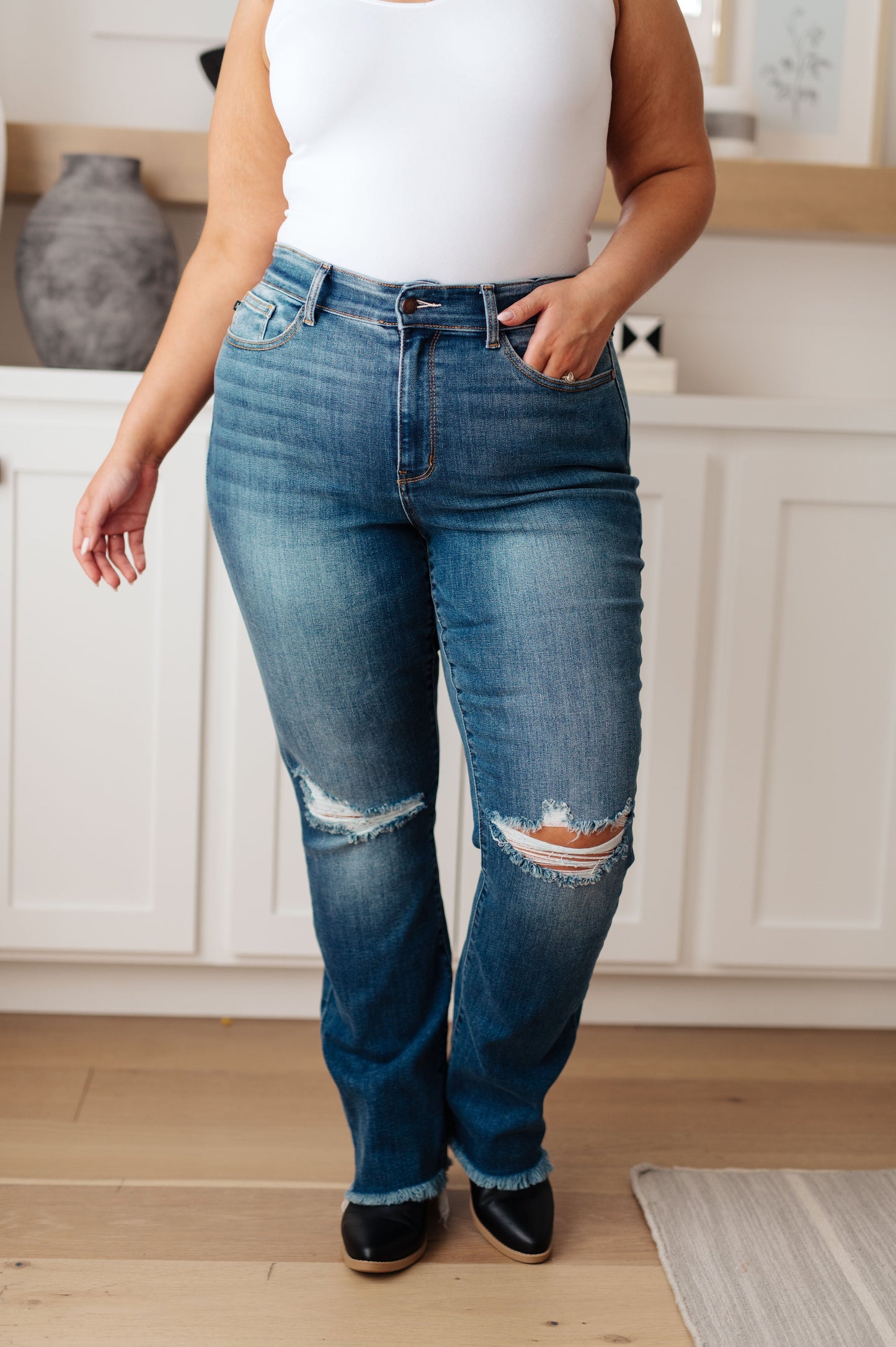 Judy Blue Morgan Distressed Straight Jeans